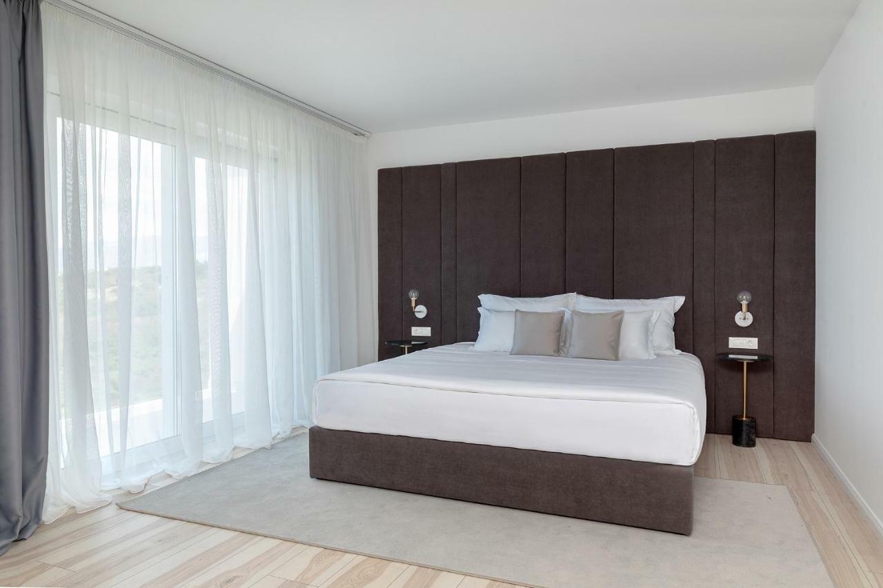Hotel In Excelsis