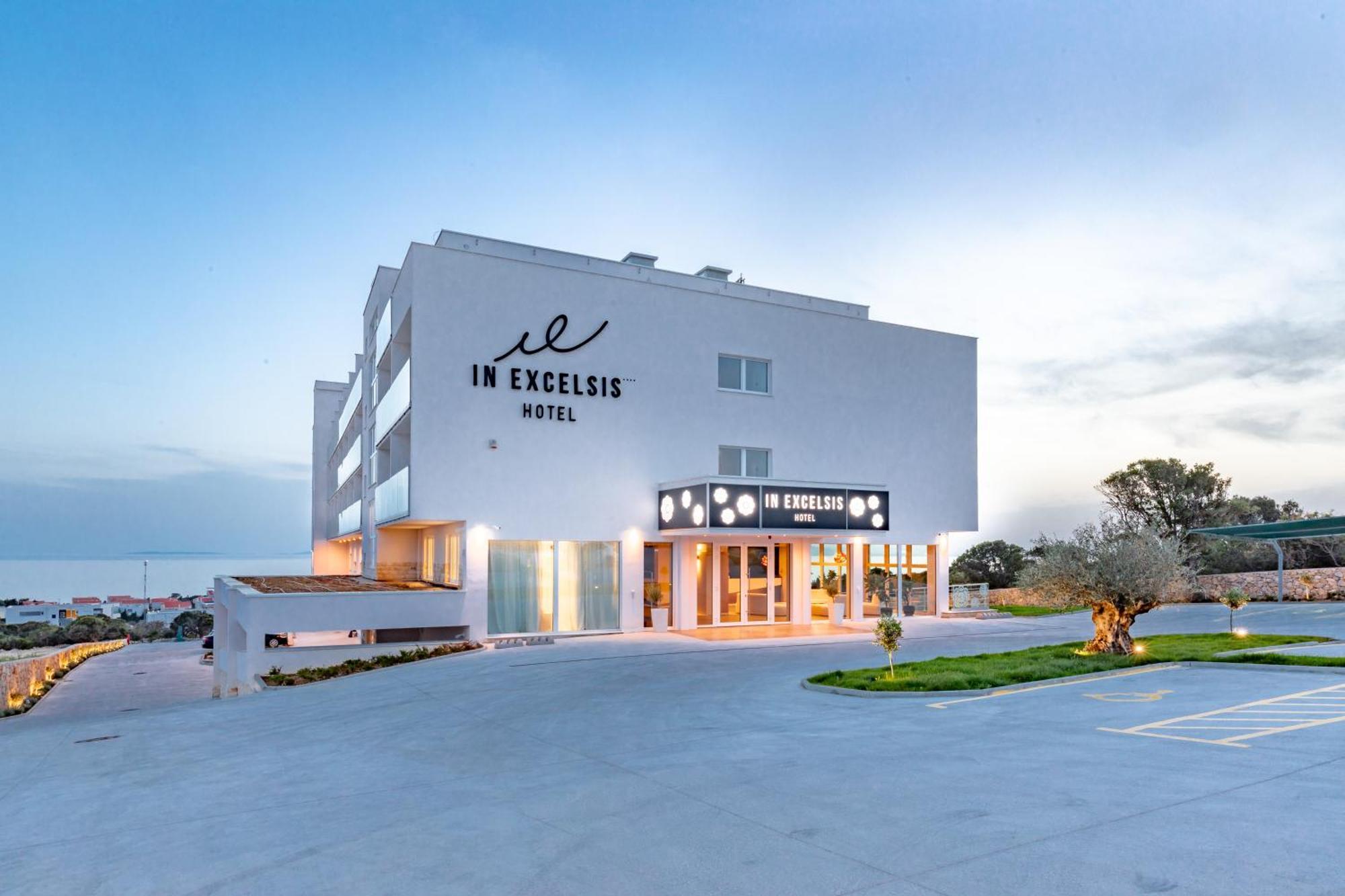 In Excelsis Hotel