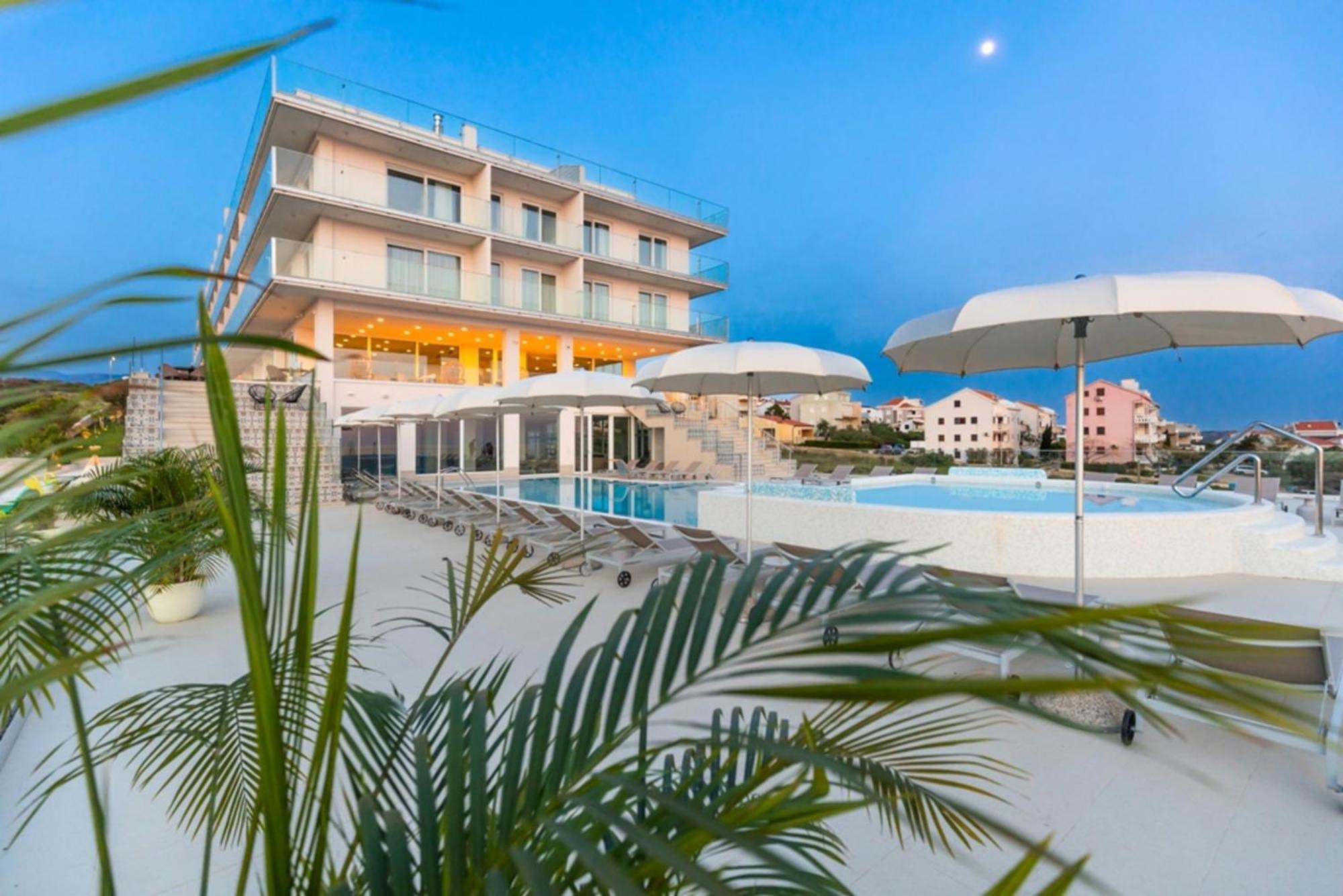 Hotel In Excelsis 4*