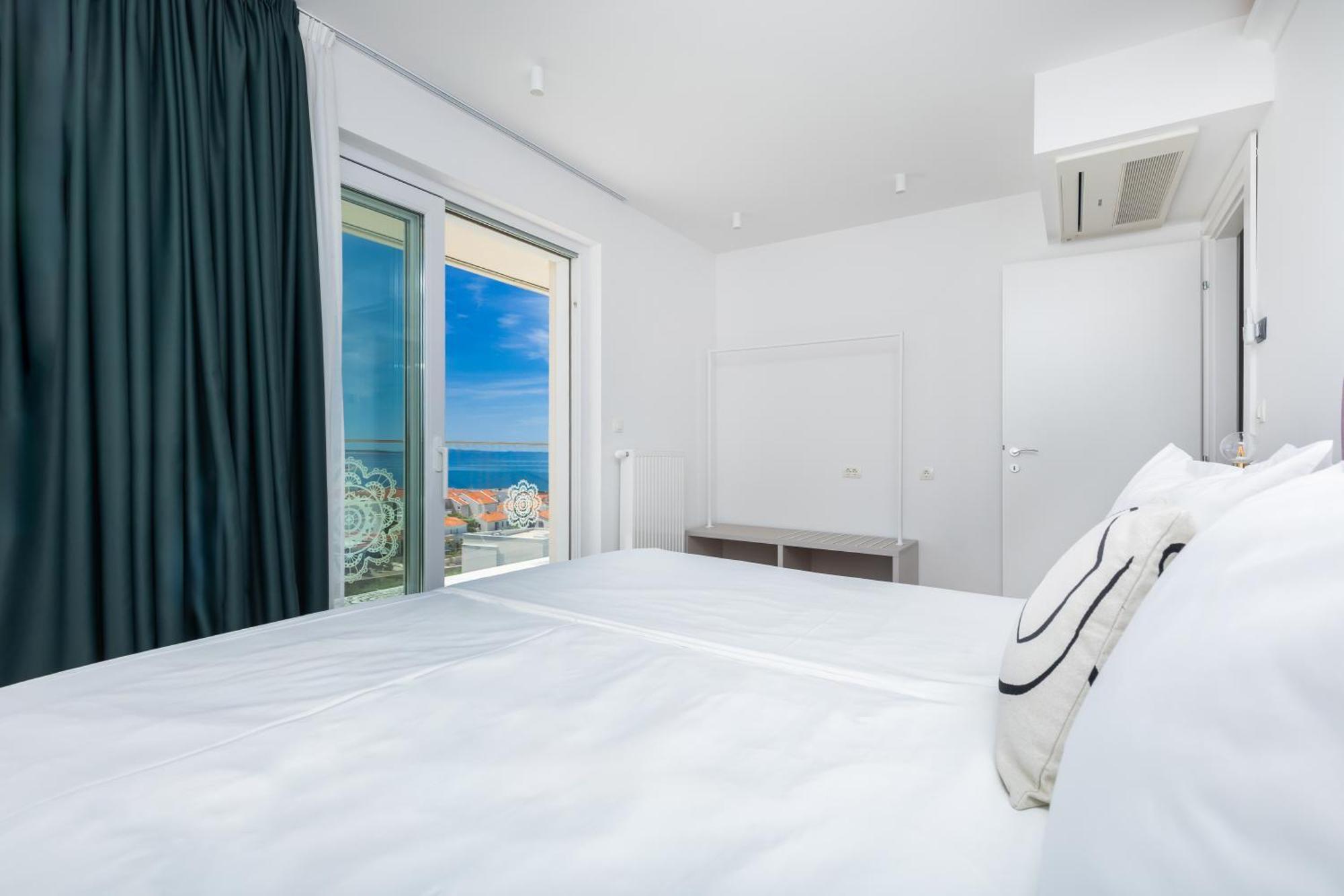 Hotel In Excelsis